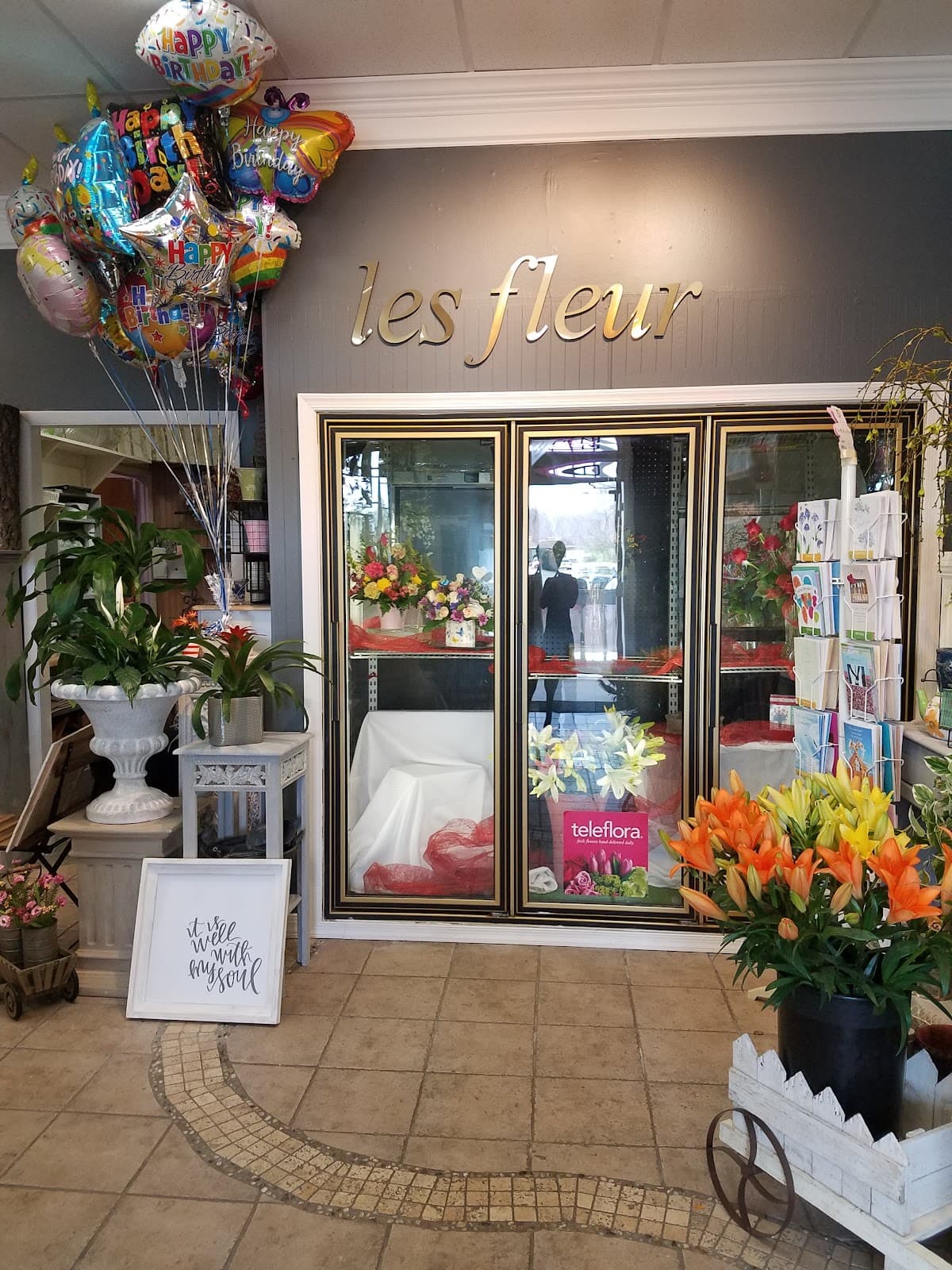 LakeRidge Florist - Image 1