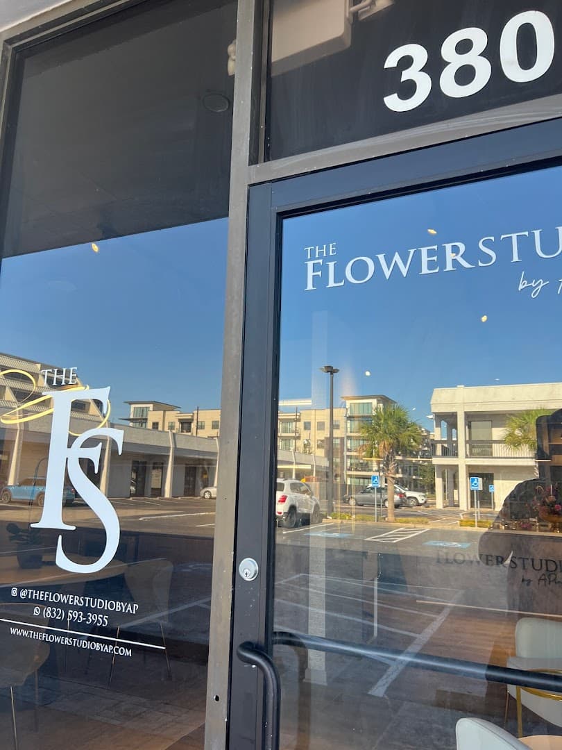 The Flower Studio by APineda - Image 1