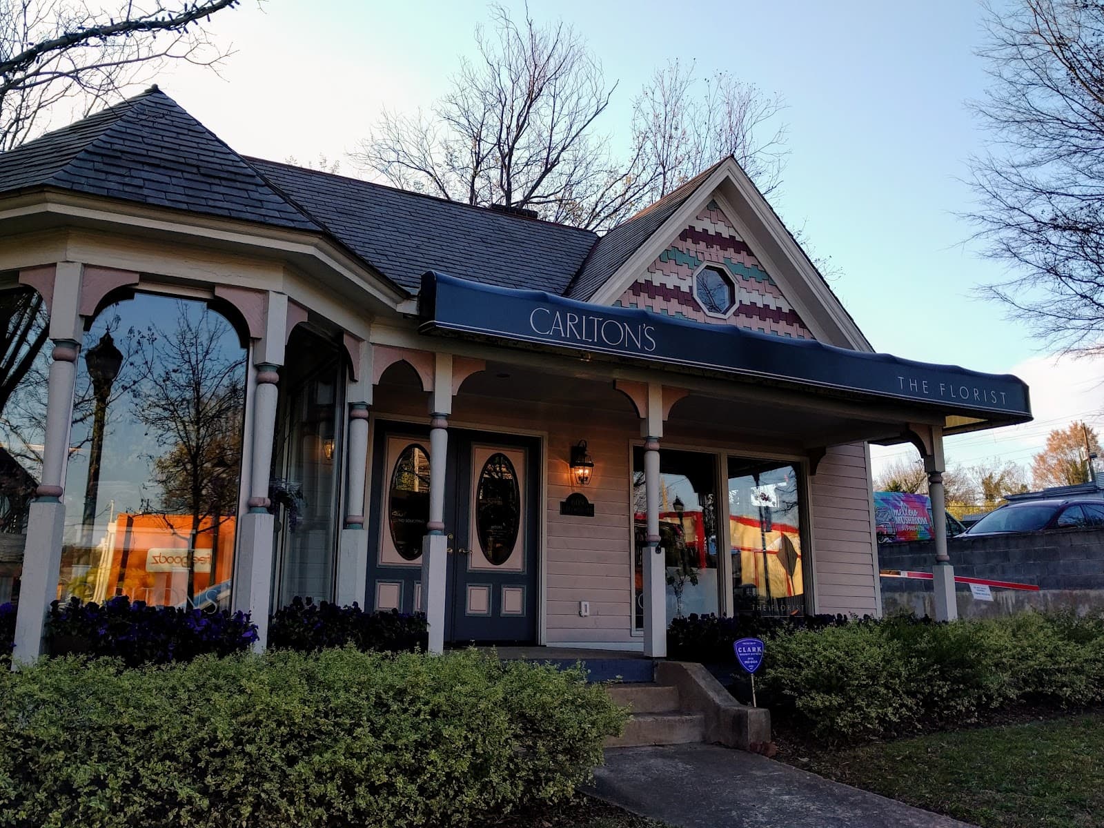 Carlton's Flowers - Image 1