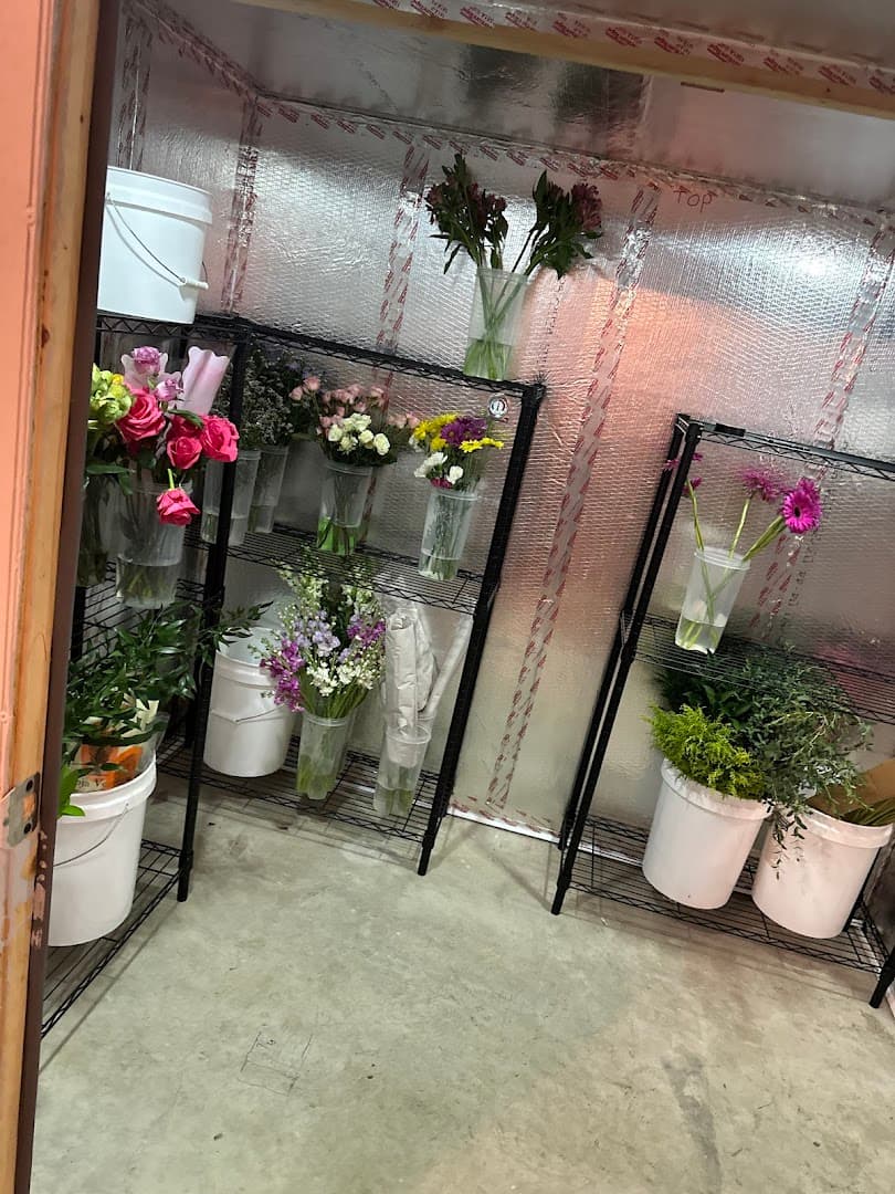 Mesquite Chic Flower Boutique - Image 1