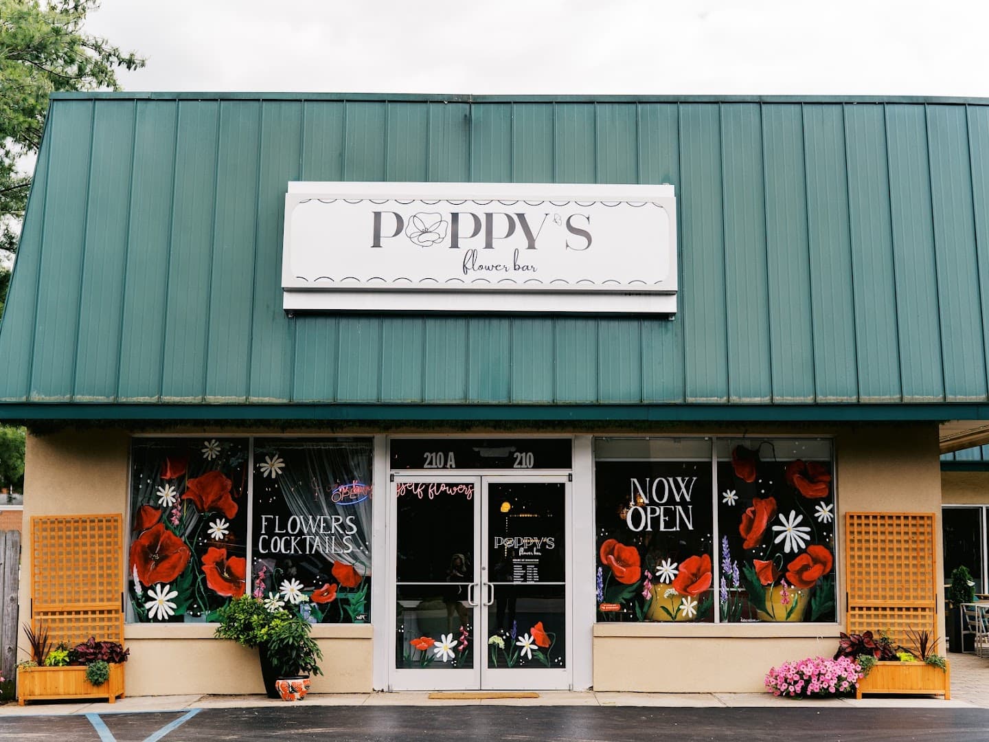 Poppy's Flower Bar - Image 1