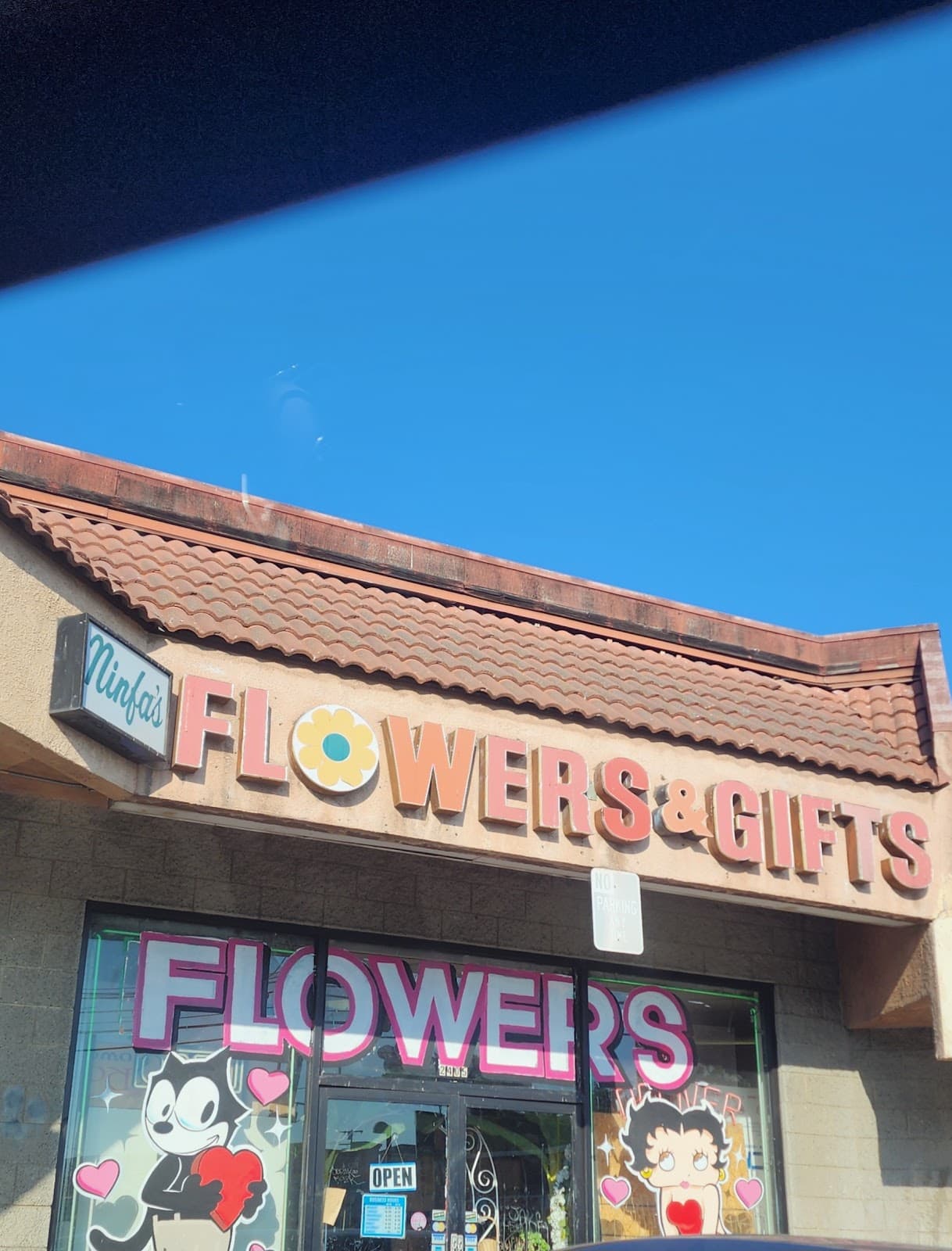 Ninfa's Flowers - Image 1