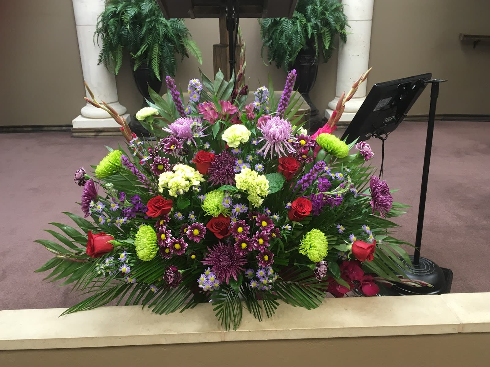 Empire Floral & Craft Design - Image 1