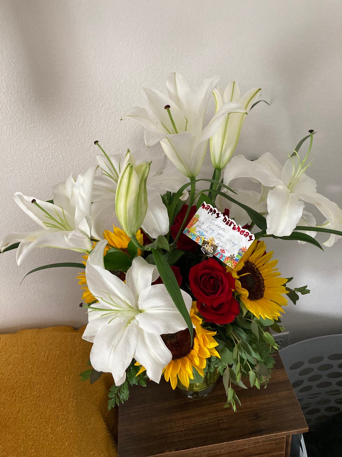 Lily Lace Flowers - Image 1