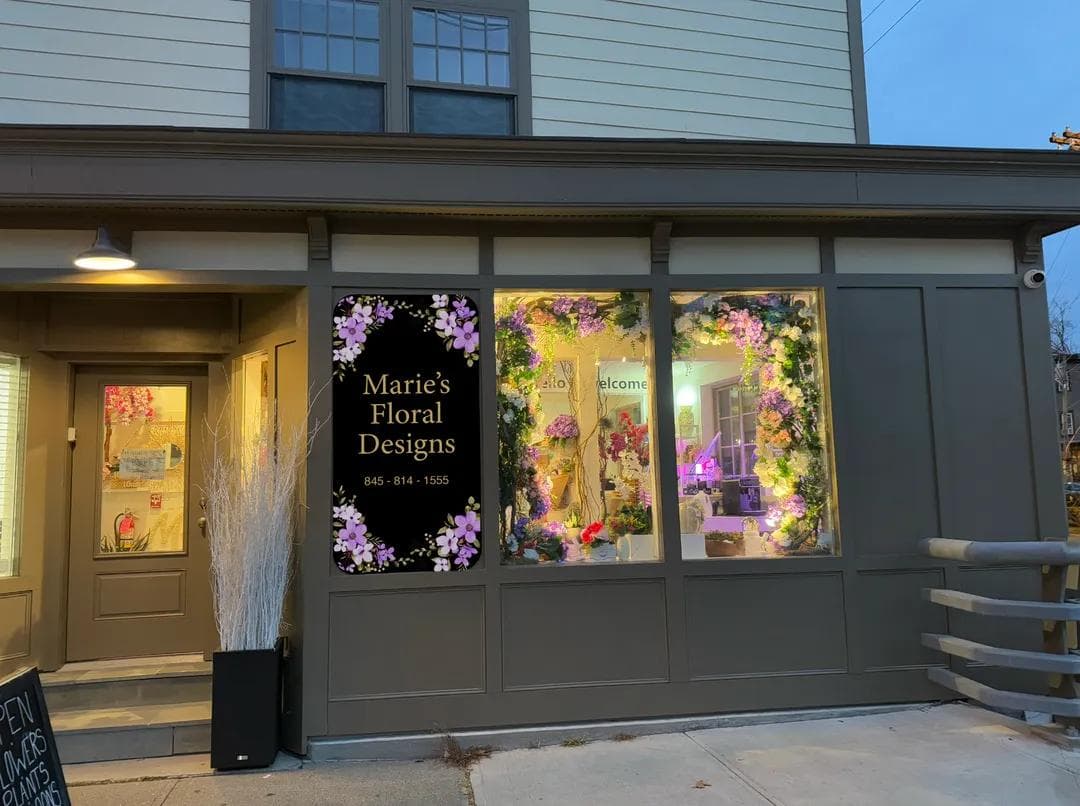 Marie's Floral Designs - Image 1
