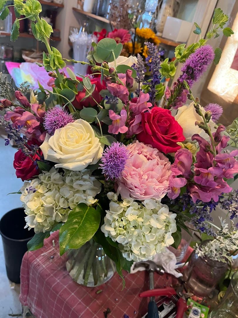 Gulbankian Florist - Image 1