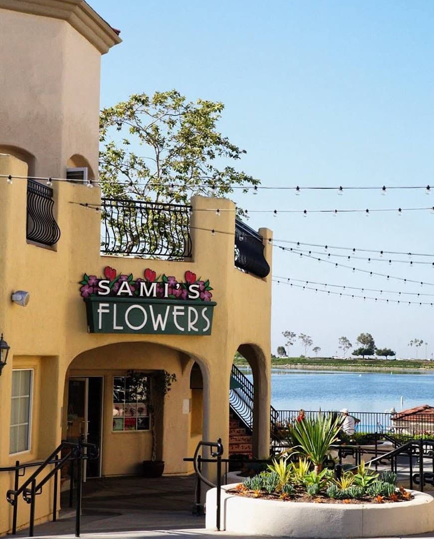 Sami's Flowers - Image 1