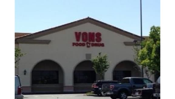 Vons - Image 1