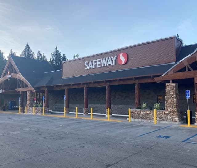 Safeway - Image 1