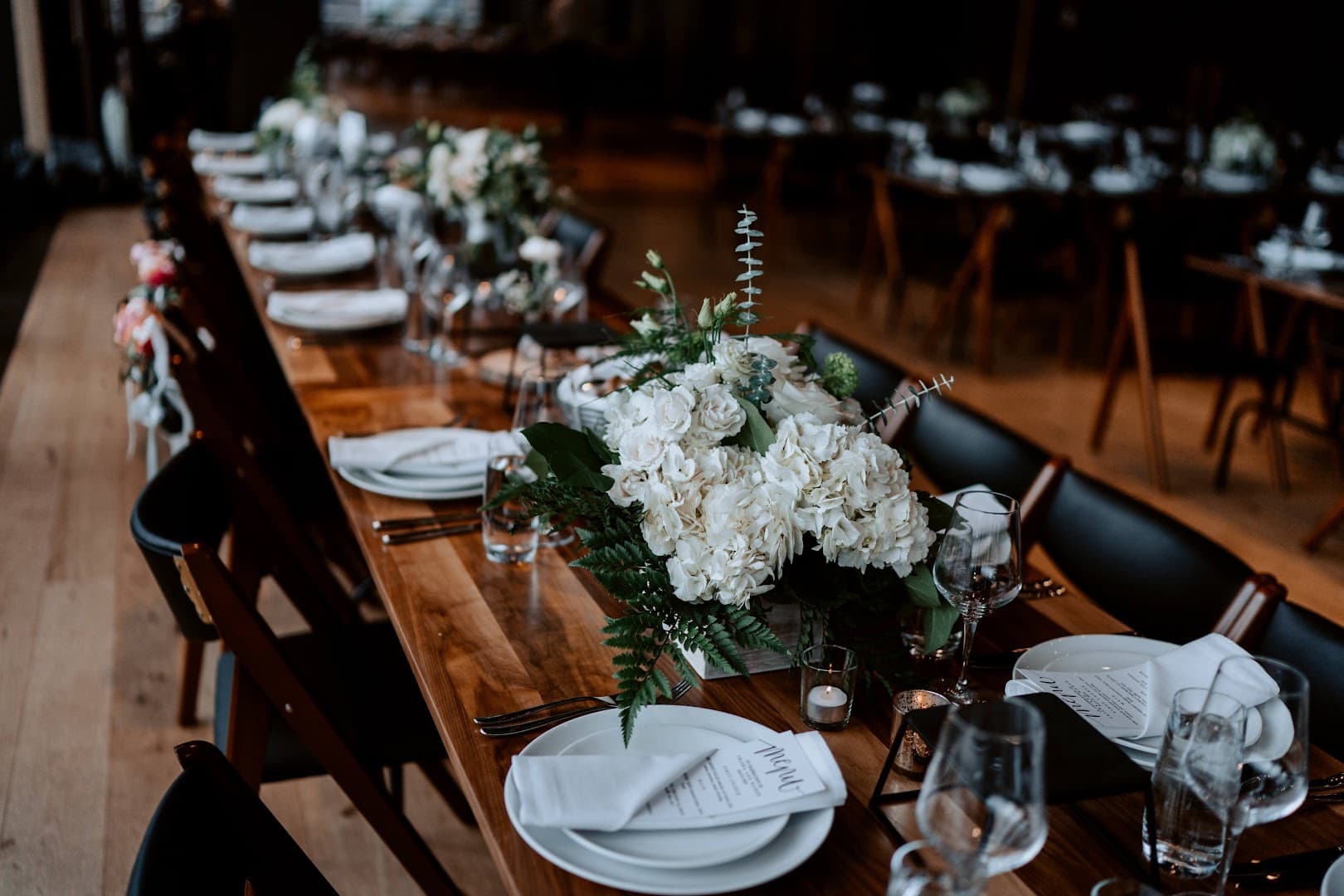 Chic Girl Flowers - Image 1