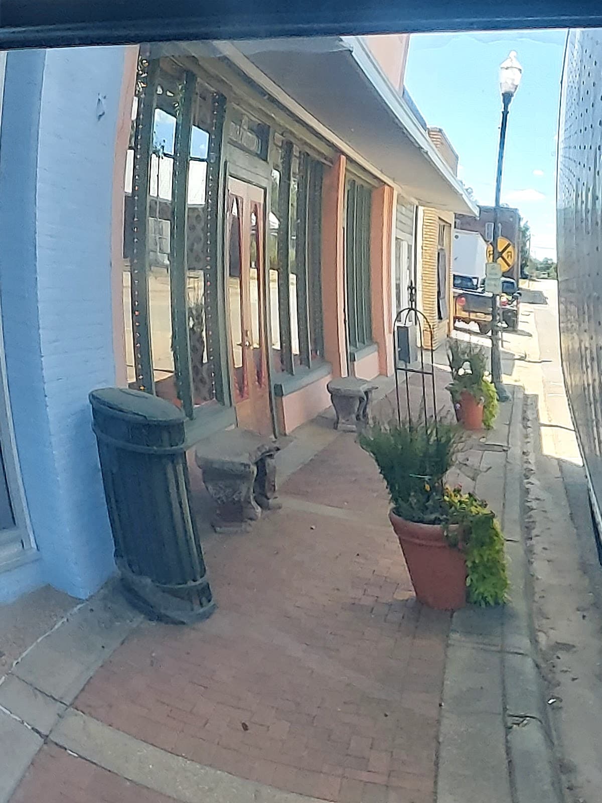 Alan Cotton's Florist - Image 1