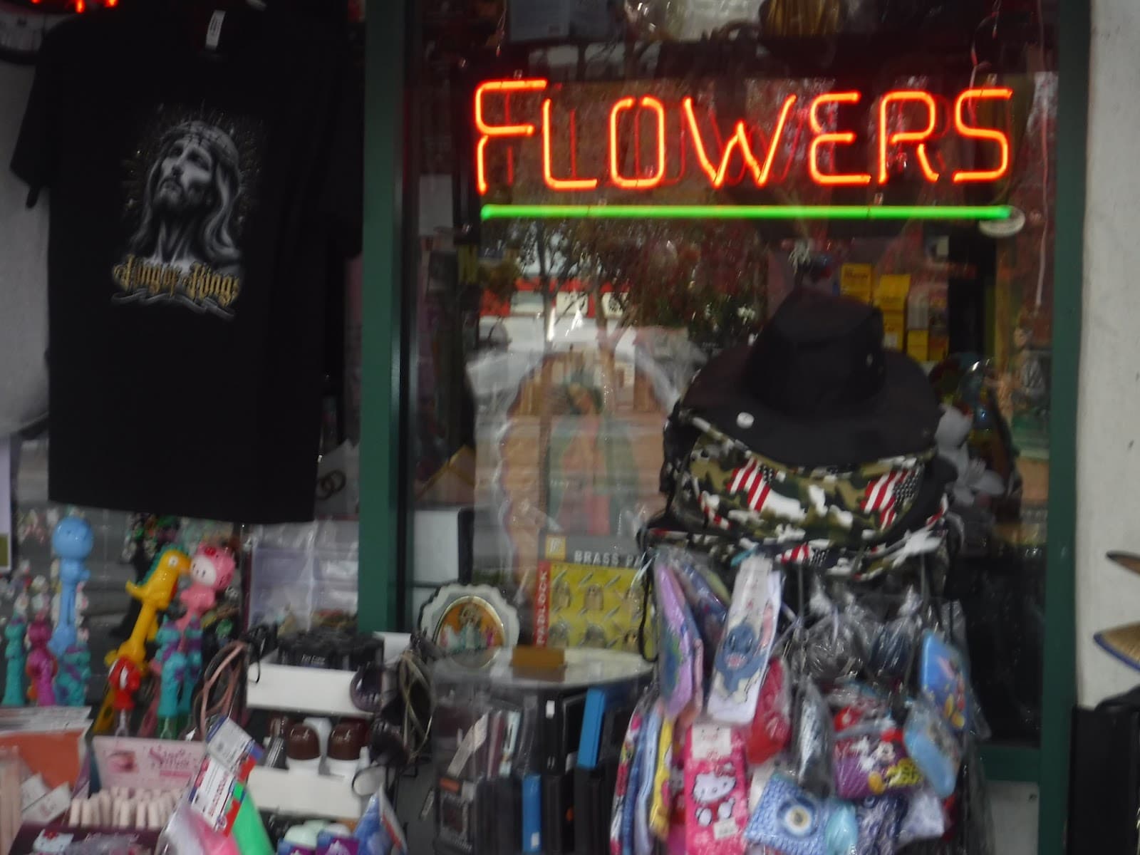 Gilroy Flower Shop - Image 1