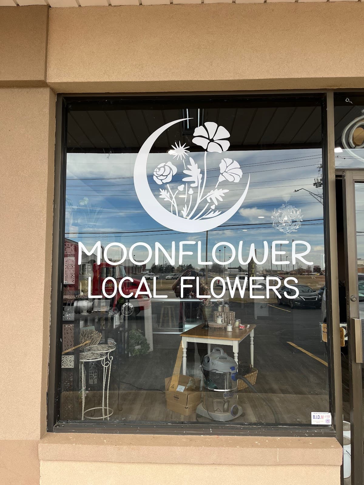 Moonflower Local Flowers - Image 1