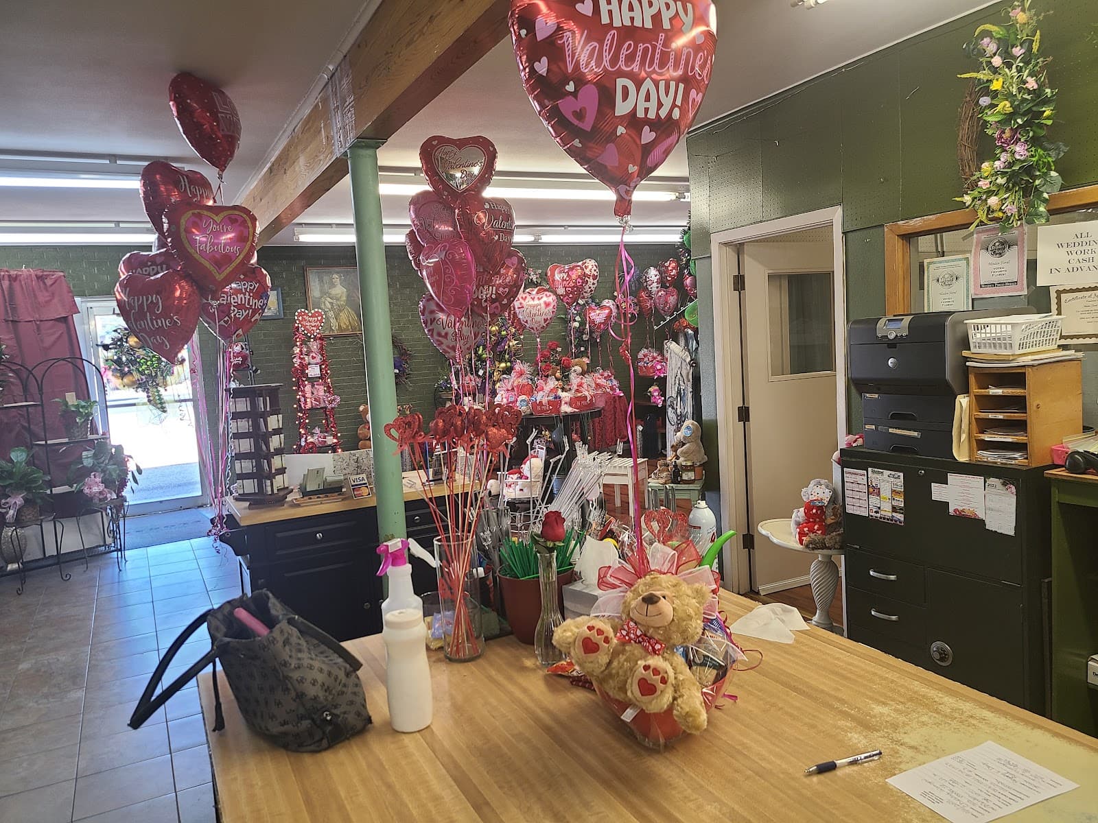 Minden Floral Shop - Image 1