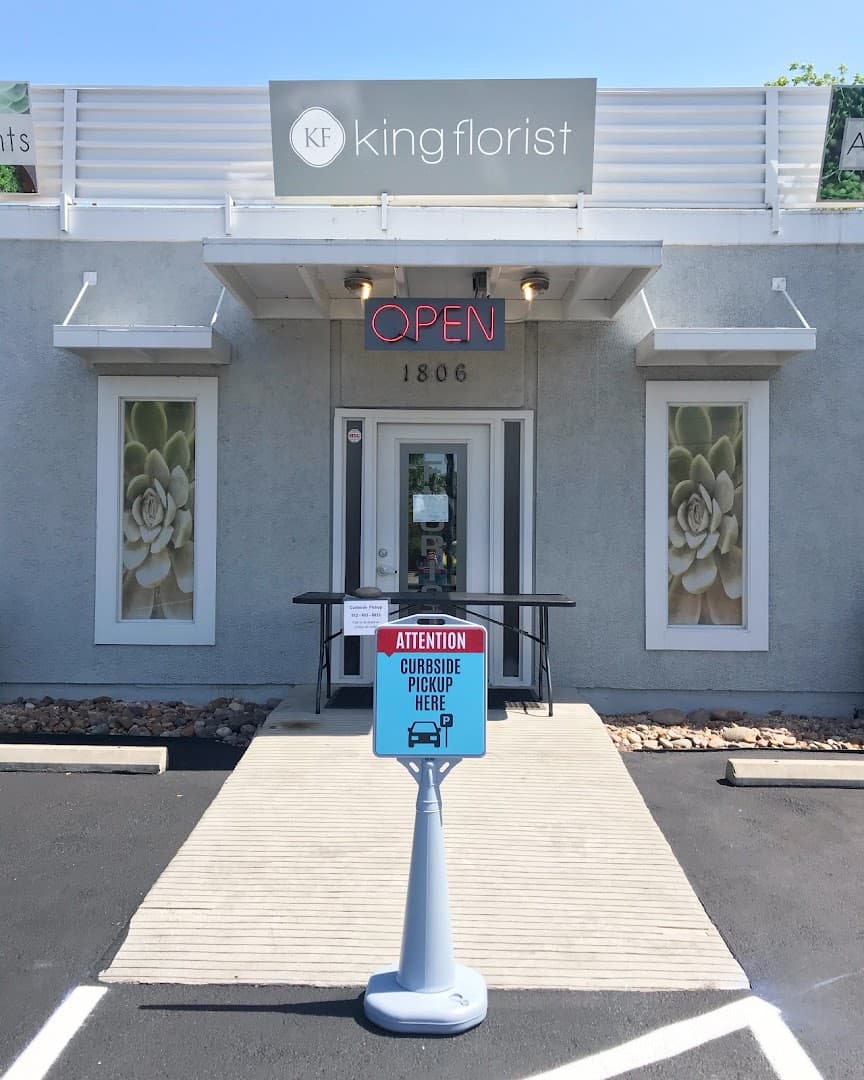 King Florist Of Austin - Image 1