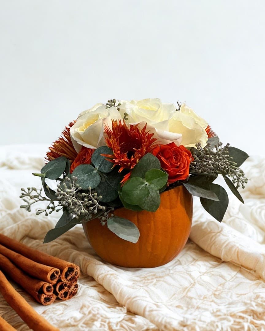 Saint Lavoe Florals - Image 1