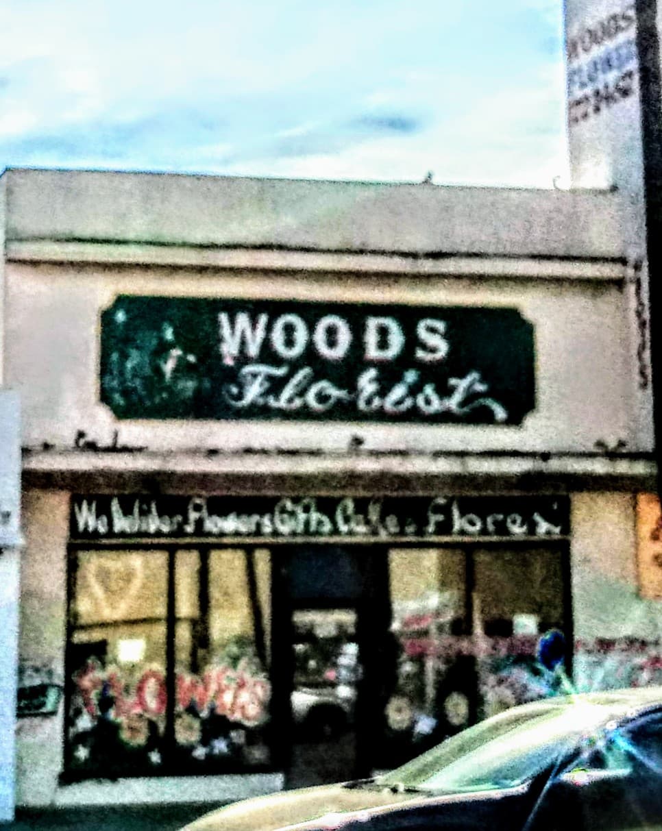 Woods Florist - Image 1