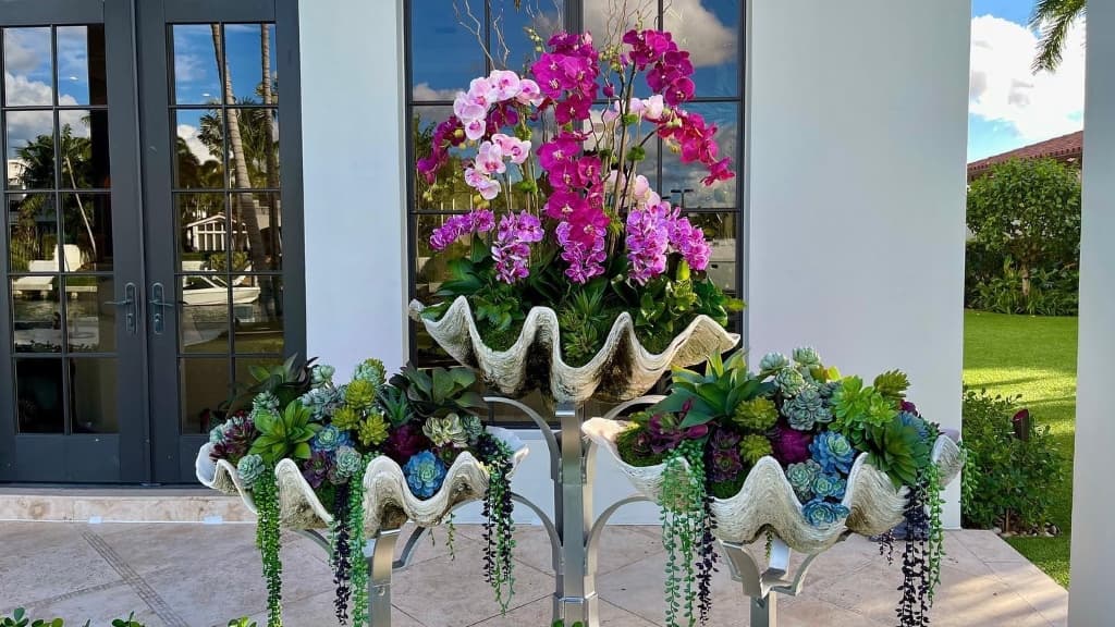 The Stalk Market Fine Silk Flowers - Image 1