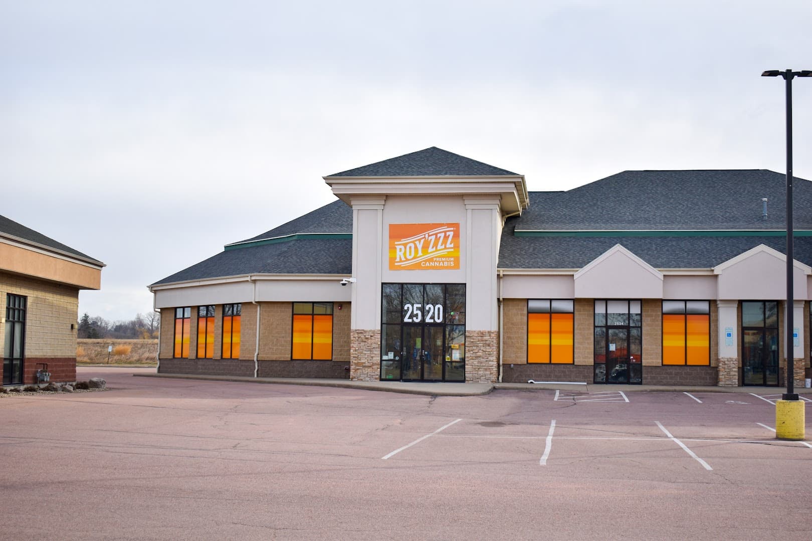 Roy'zzz Premium Cannabis - Image 1