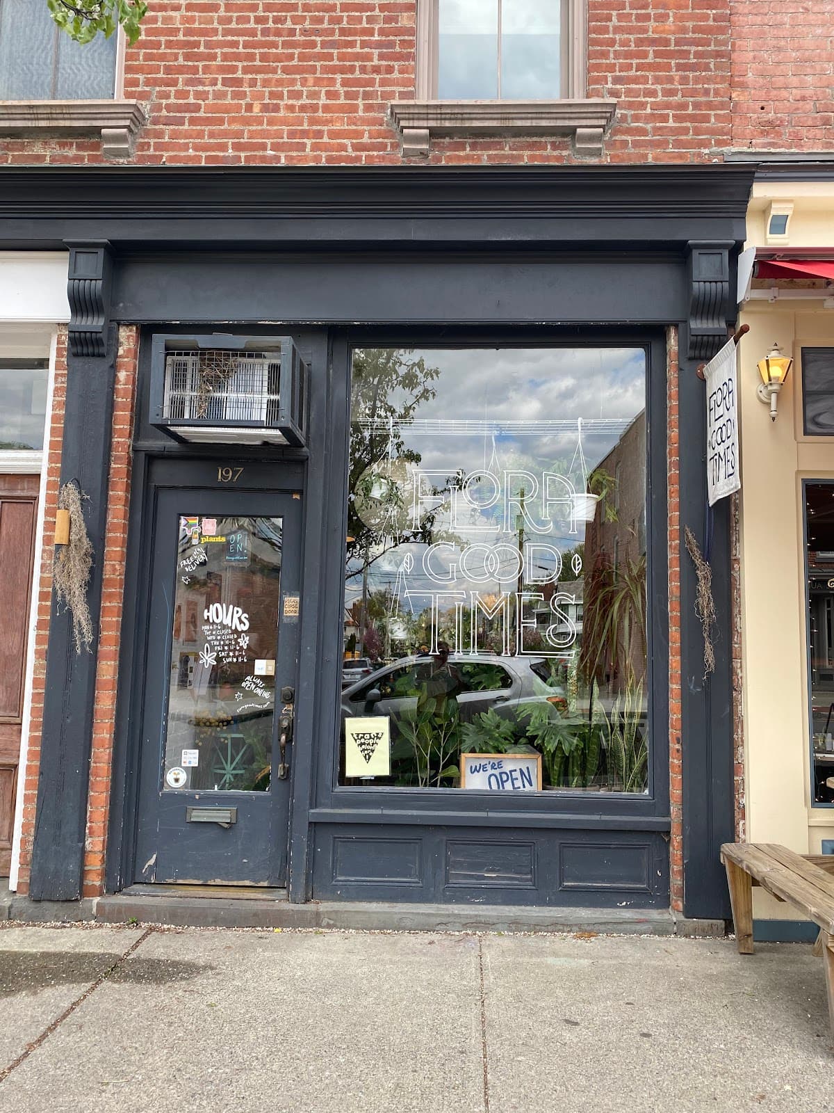 Flora Good Times - Image 1