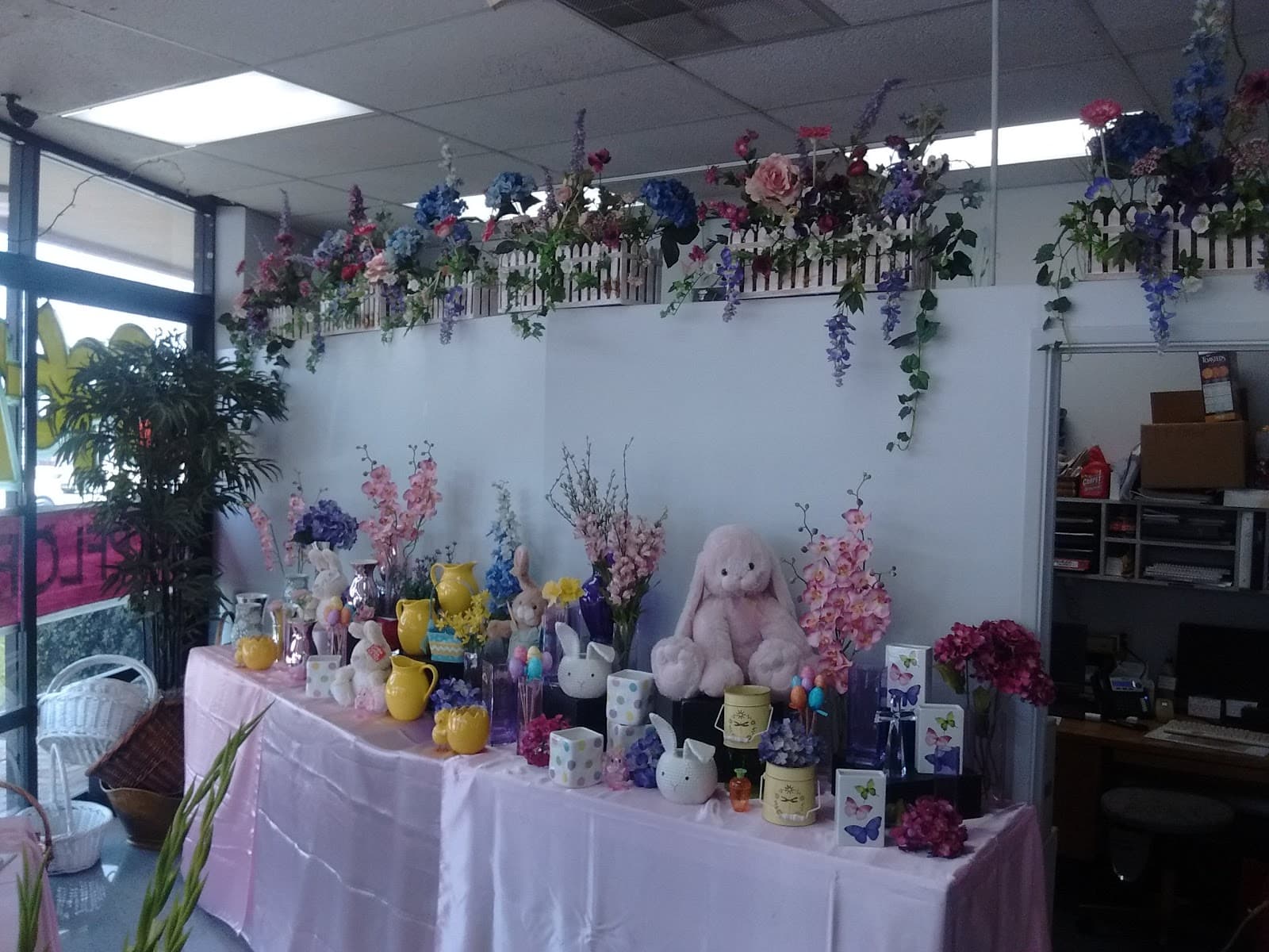 Expressions Florist - Image 1
