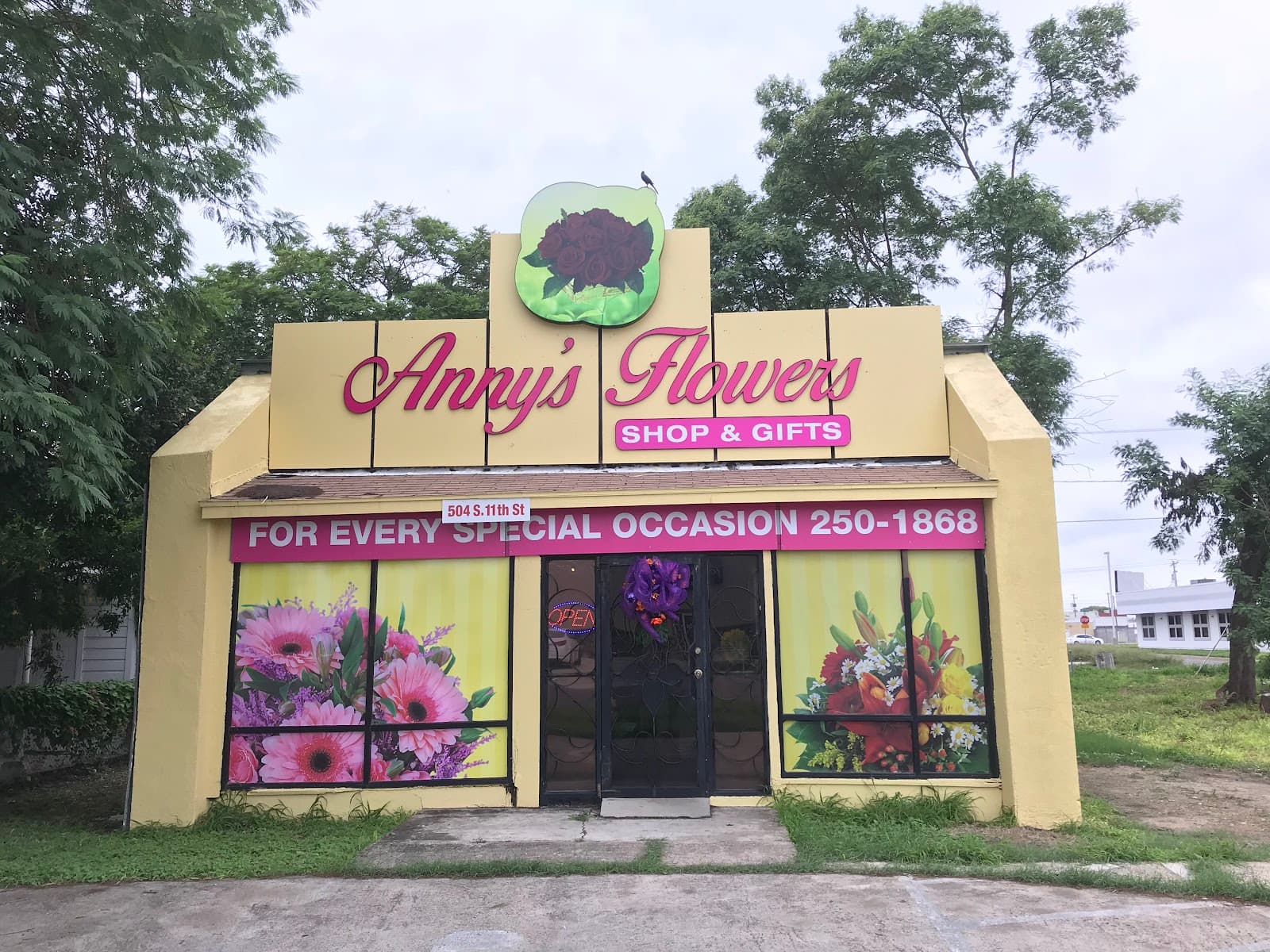 Anny’s Flower Shop & Gifts - Image 1