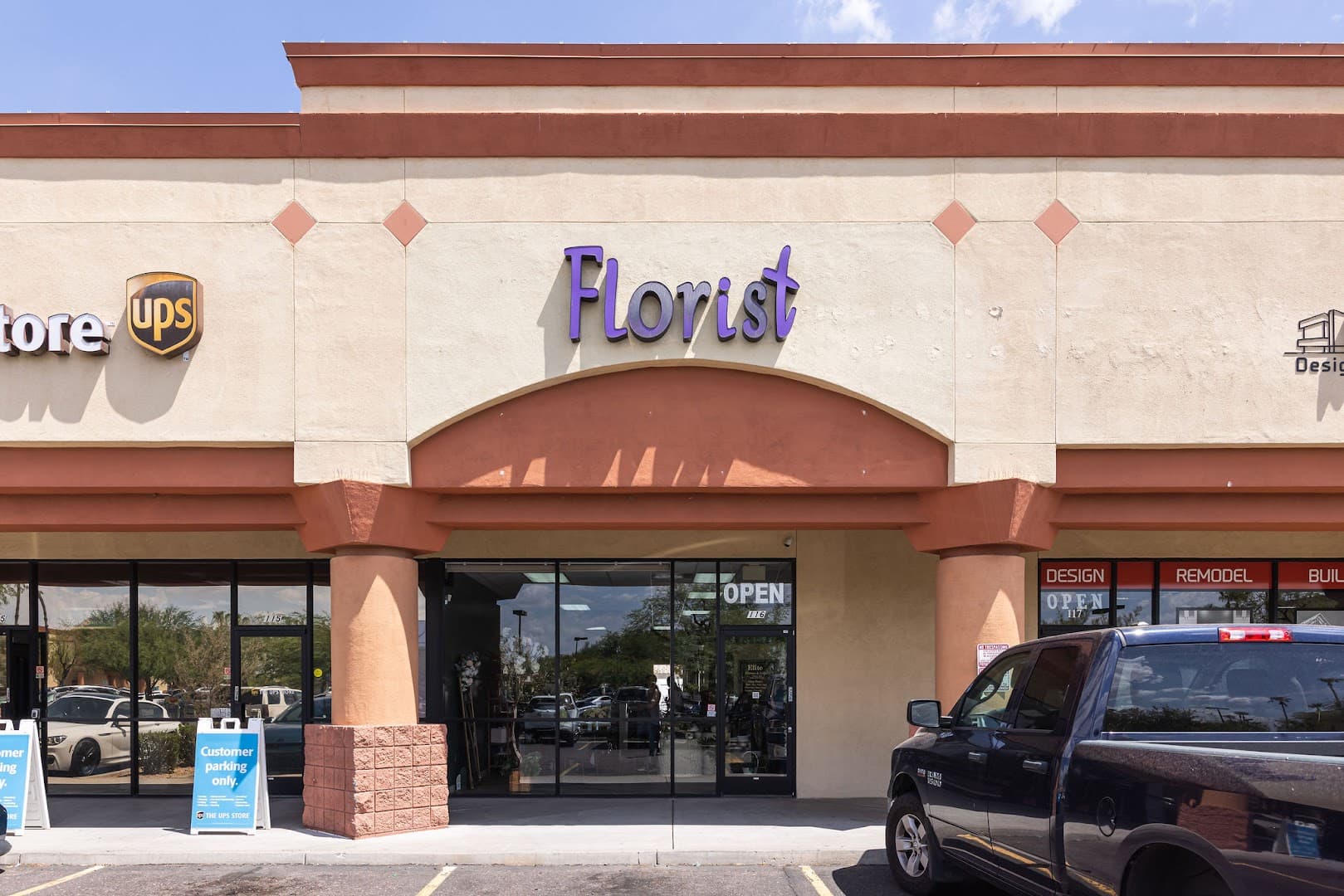 Elite Flowers and Gifts - Image 1