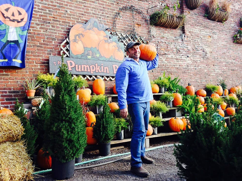 Ricky's Flower Market - Image 1