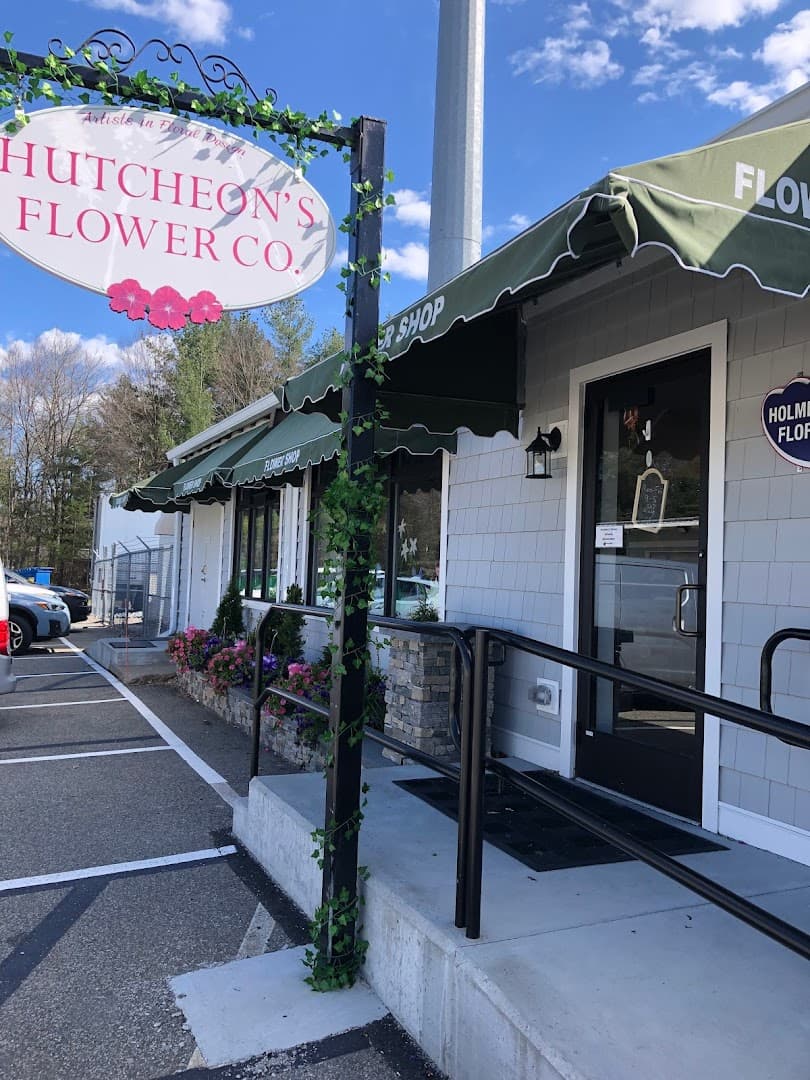 Hutcheon's Florist & Flower Delivery - Image 1
