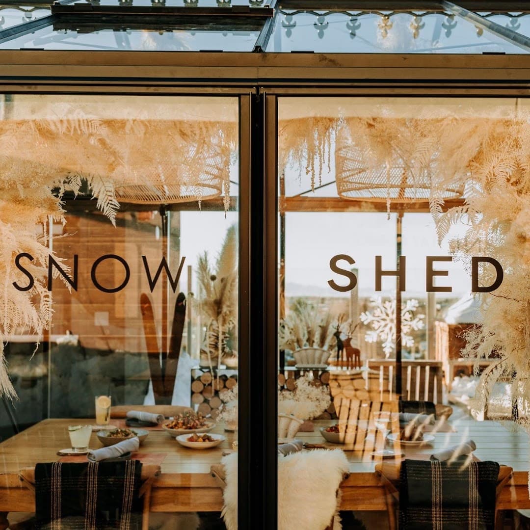 Amanda Jewel Floral Design - Image 1