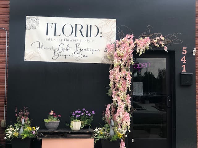Florid Floral - Image 1