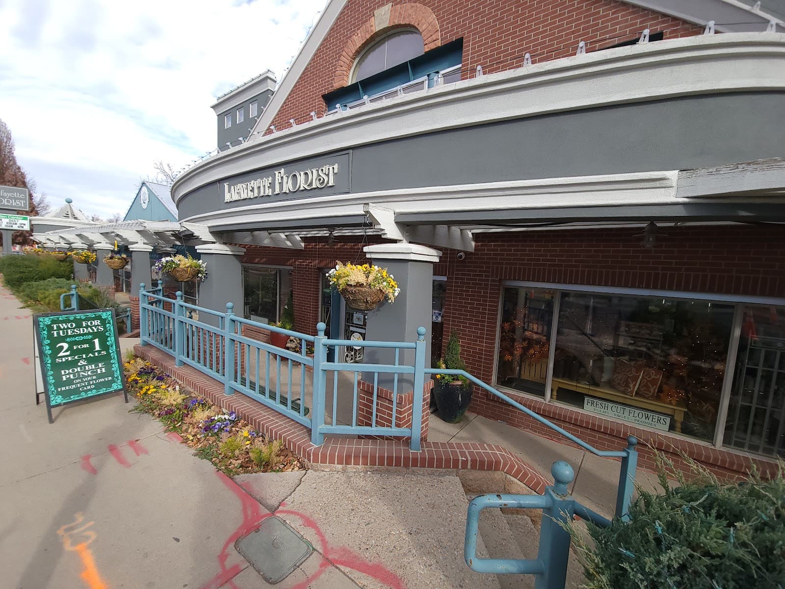 Lafayette Florist - Image 1