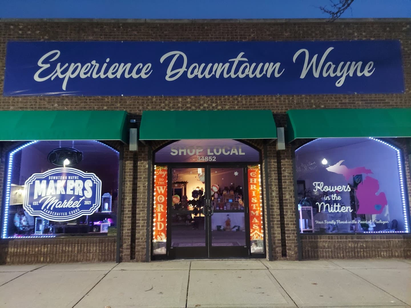 Flowers in the Mitten/Makers Market - Image 1