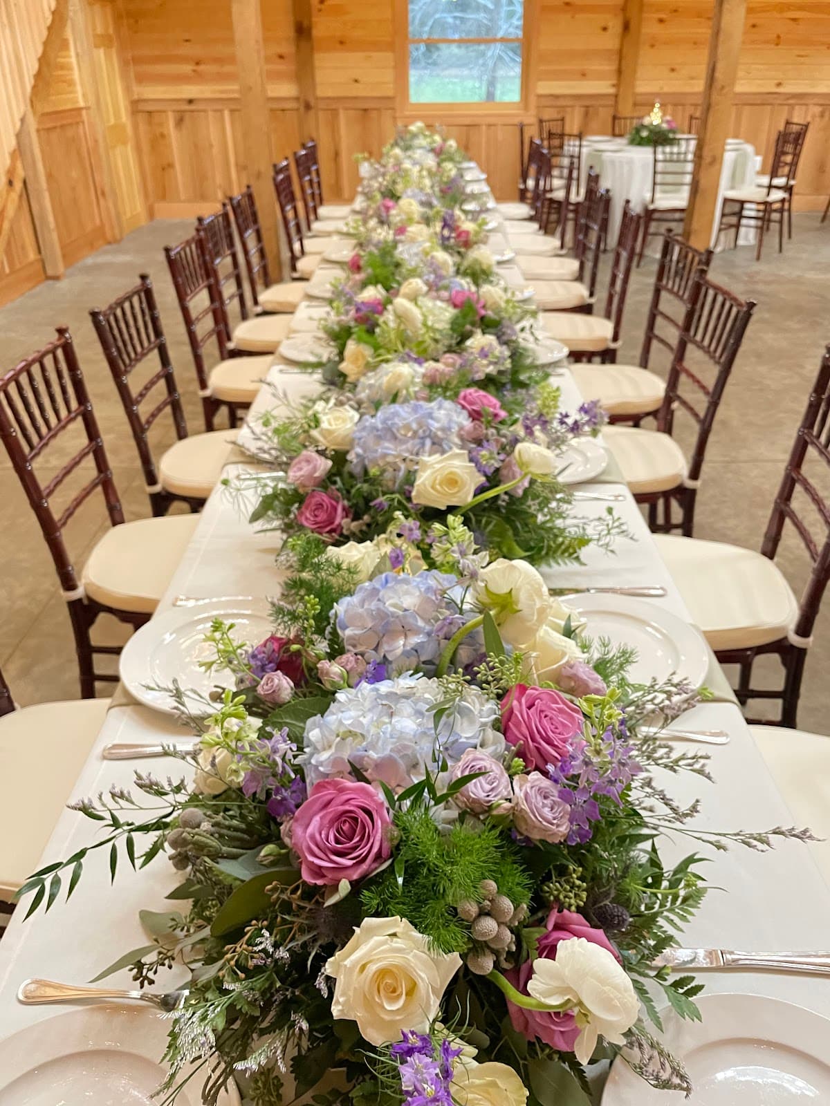 Danisa's Wholesale Fresh Flowers, Inc - Image 1