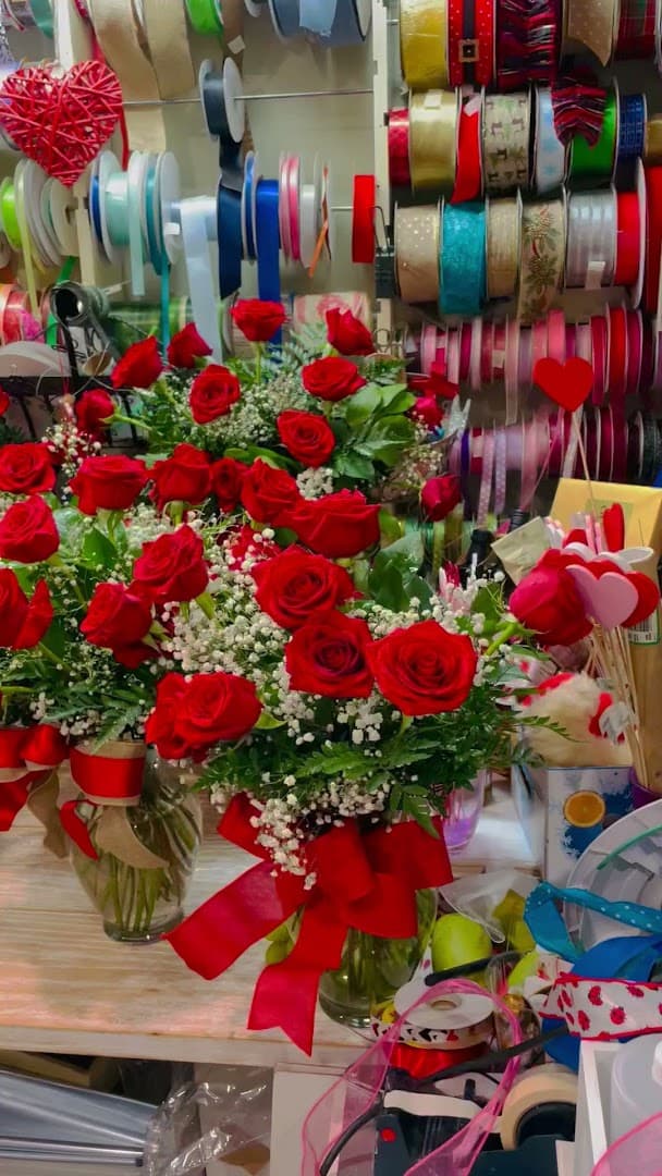 J & M Flowers and Gift Baskets - Image 1