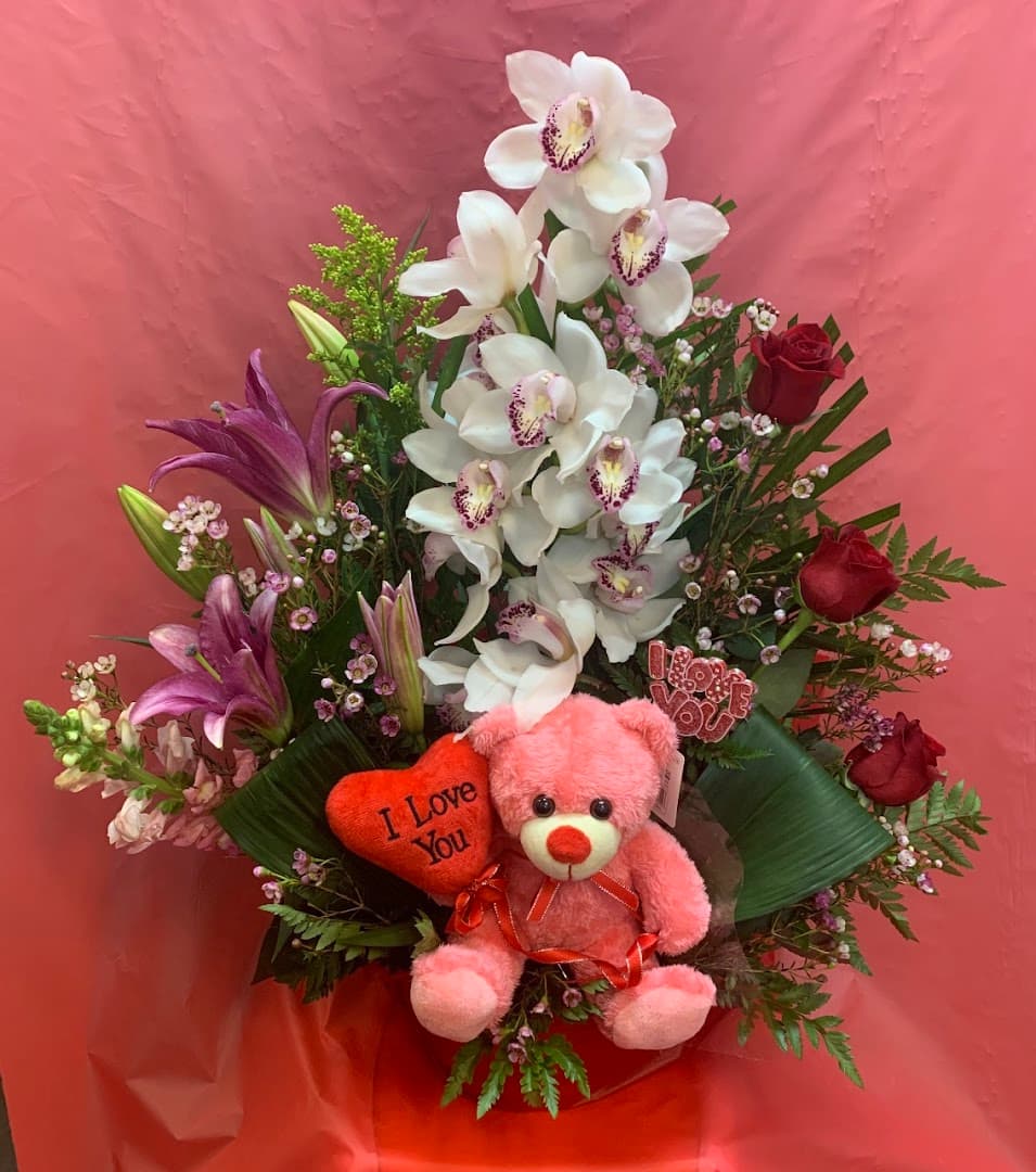 Flowers By Mary LLC - Image 1