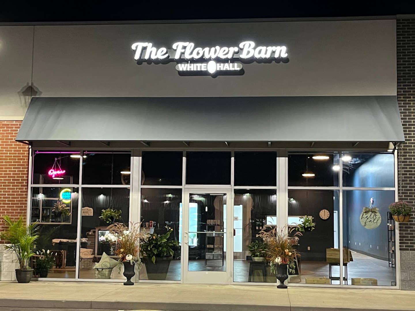 The Flower Barn of White Hall - Image 1