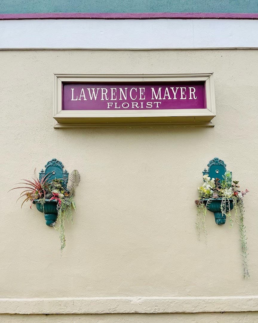 Lawrence Mayer Florist & Flower Delivery - Image 1
