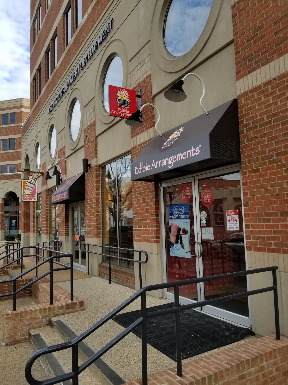 Edible Arrangements - Image 1