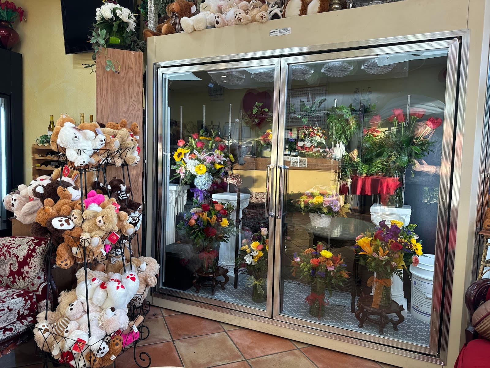 Rose Florist & Flower Delivery - Image 1