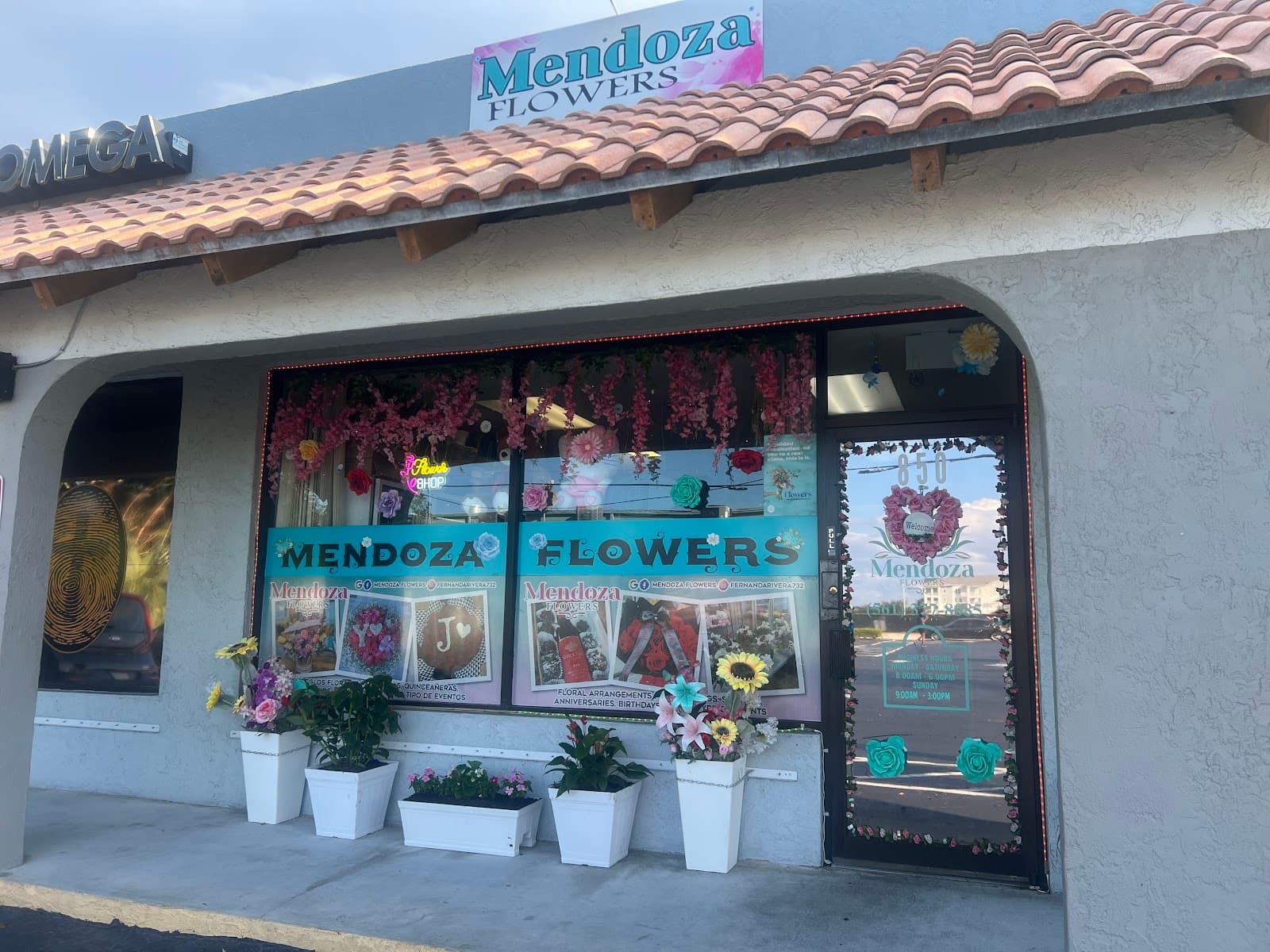 Mendoza Flowers - Image 1