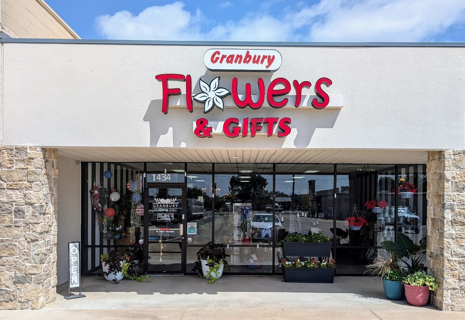 Granbury Flower Shop - Granbury Florist - Image 1