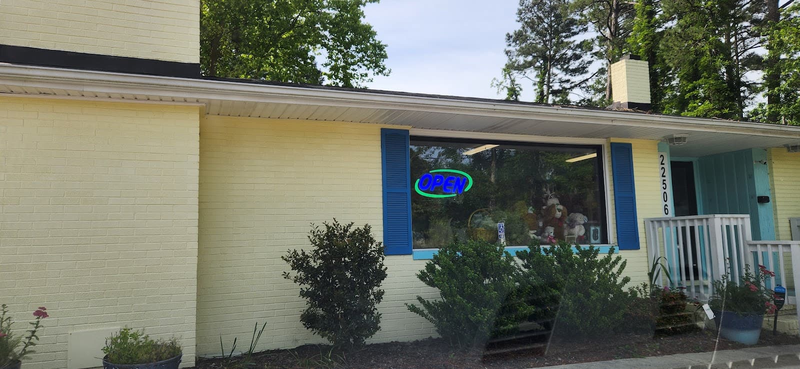 Surf City Florist - Image 1