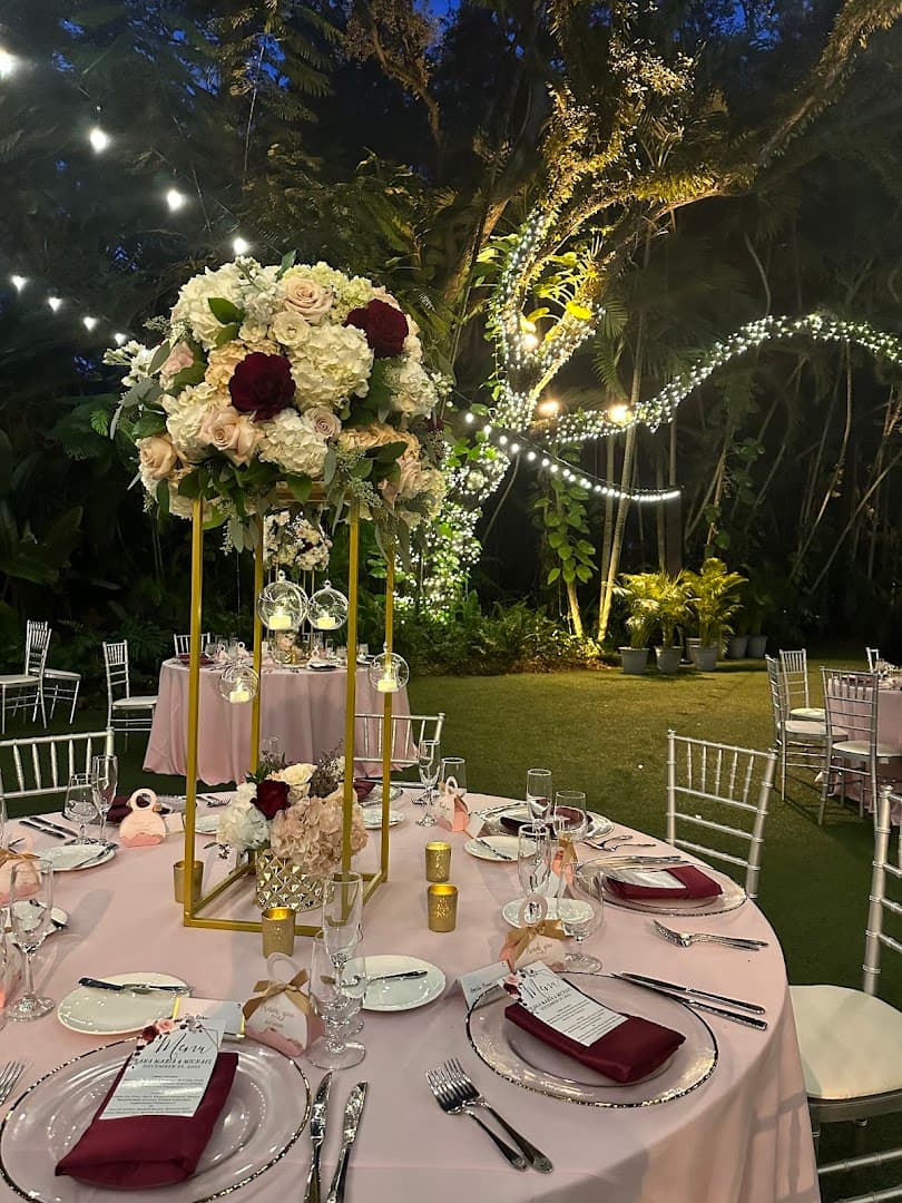 Carol's Flowers - Image 1