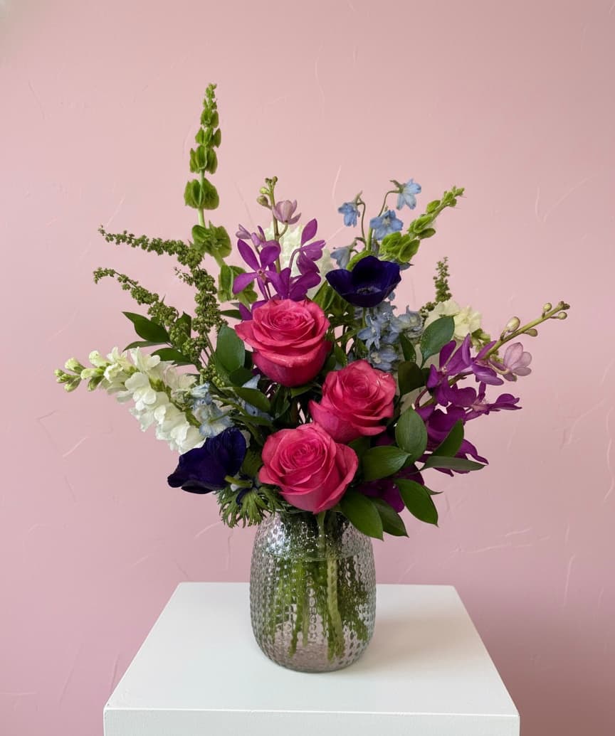 Hillside Flowers & Gifts - Image 1