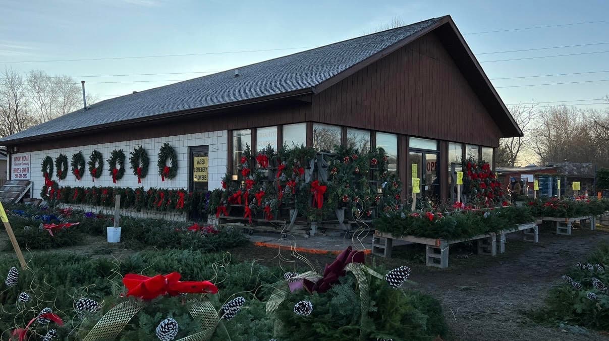 Flower Peddler - Image 1