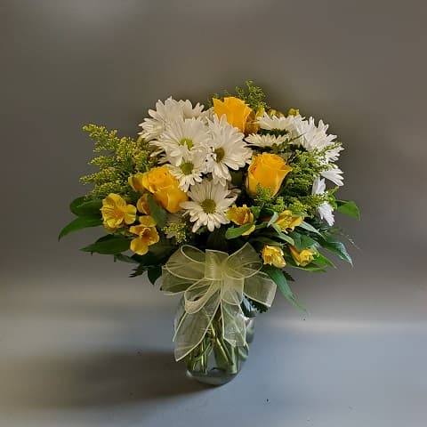 All in Bloom Florist - Image 1