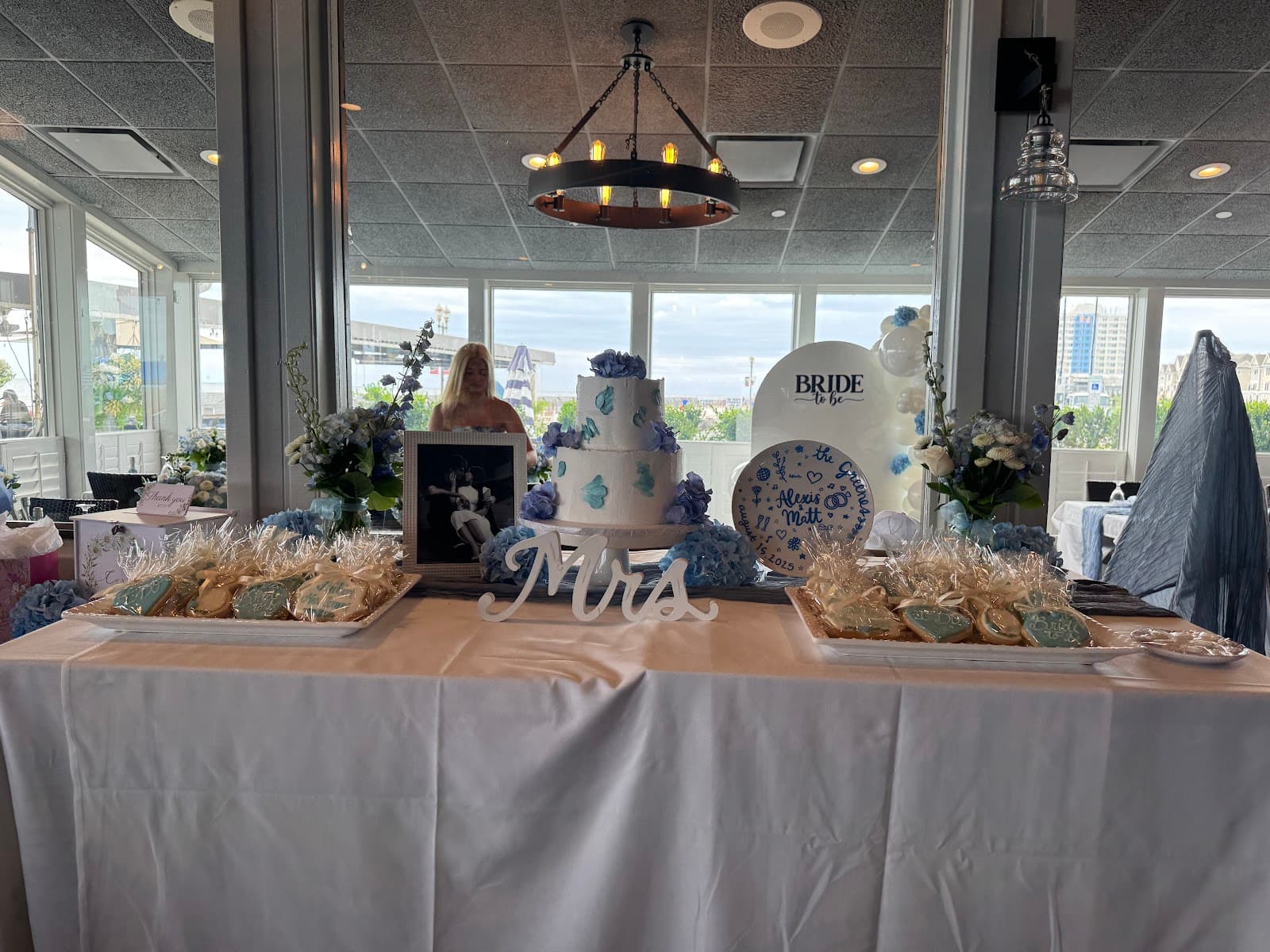 Flower Power Florist and Gifts - Image 1