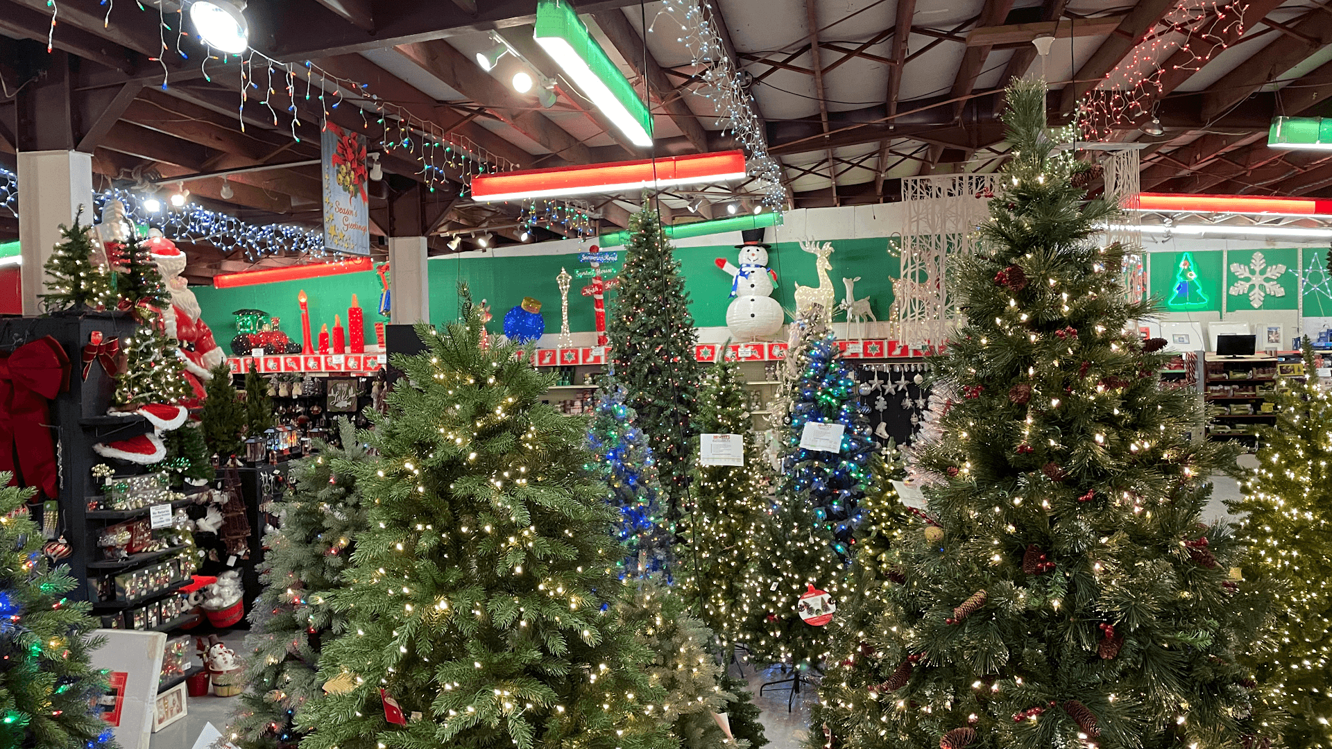 Hewitt's Garden Center - Image 1