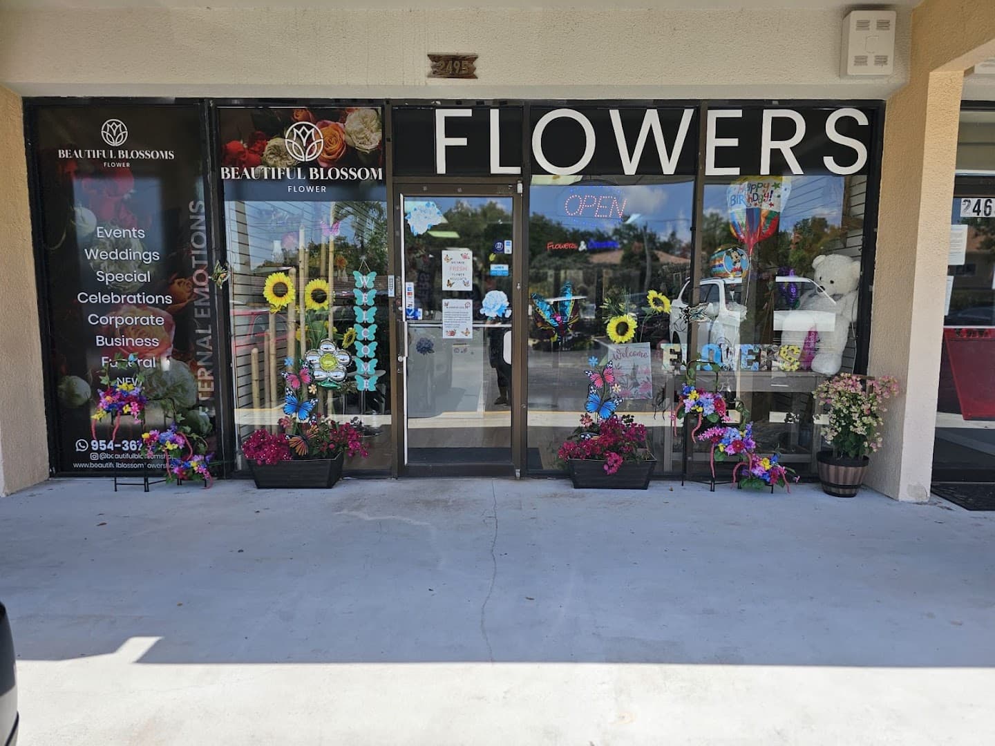 Beautiful Blossoms Flower Shop - Image 1